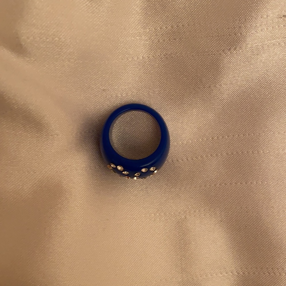 ⚡️DISNEY RING FROM DISNEY WORLD⚡️ - Picture 2 of 2
